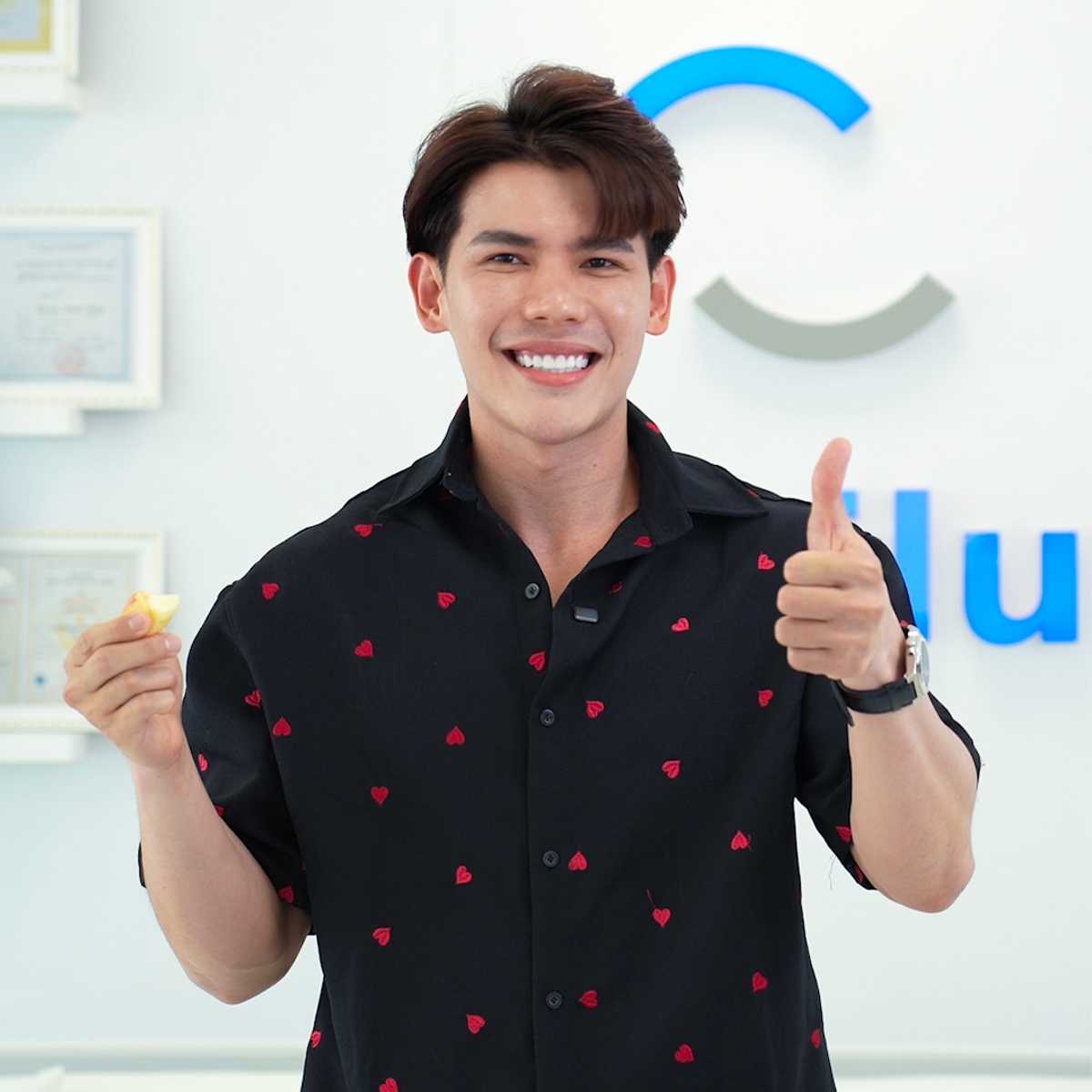 Khách hàng thật tế từ Smilux nha khoa (13)