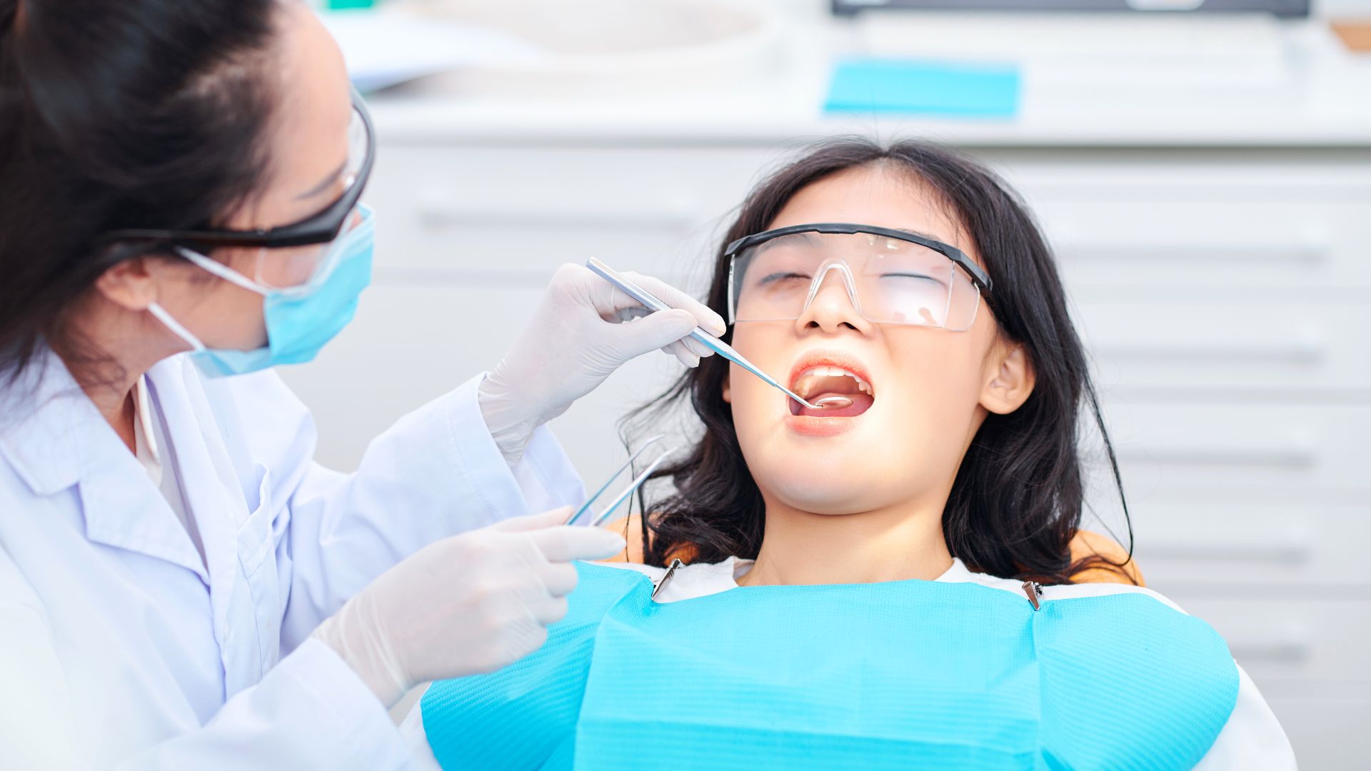 Nhổ răng thường Regular tooth extraction