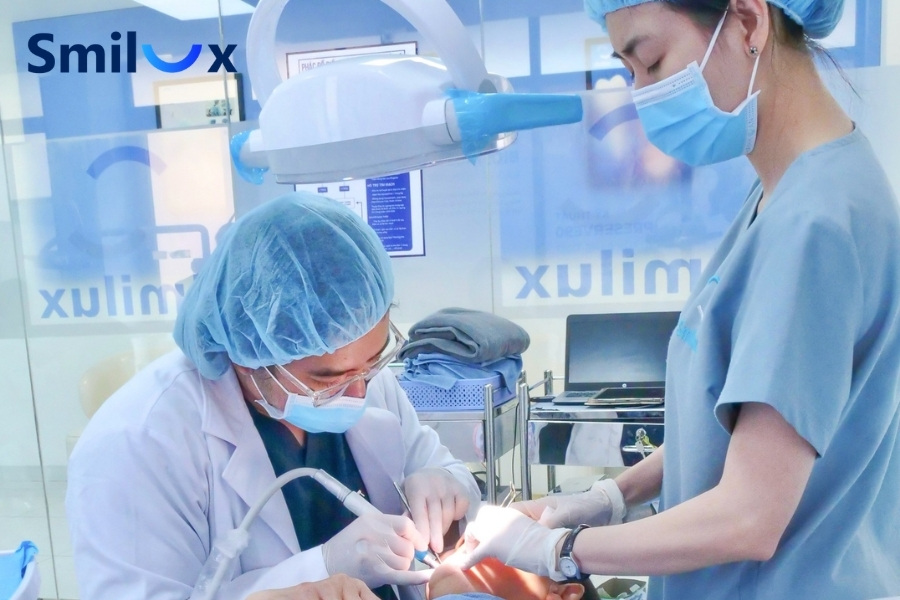 Răng bọc sứ bị đau do bác sĩ thực hiện sai kỹ thuật Răng bọc sứ bị đau do bác sĩ thực hiện sai kỹ thuật