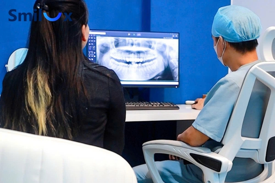 Tái khám đúng hẹn giúp bác sĩ theo dõi răng dịch chuyển và điều chỉnh lực niềng phù hợp ở từng giai đoạn. Tái khám đúng hẹn giúp bác sĩ theo dõi răng dịch chuyển và điều chỉnh lực niềng phù hợp ở từng giai đoạn.