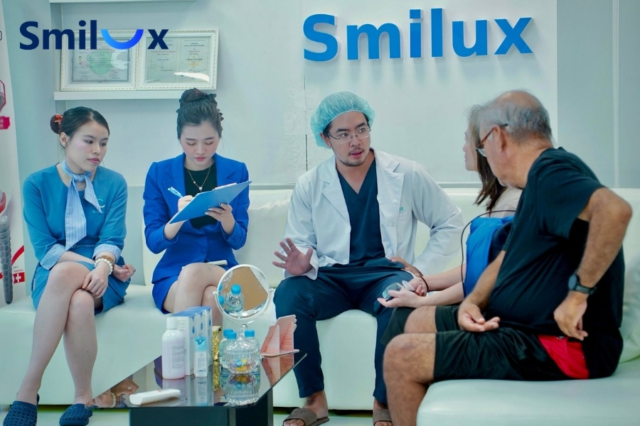 Tẩy trắng răng an toàn, hiệu quả tại nha khoa Quốc Tế Smilux Tẩy trắng răng an toàn, hiệu quả tại nha khoa Quốc Tế Smilux